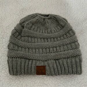 C.C. Beanie High Messy Bun Cable Knit Ponytail Winter Hat Gray Toboggan New